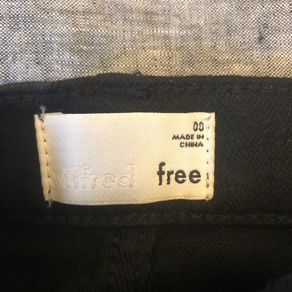 Wilfred Free Black Cutoff Denim Skirt - Size 00 - Picture 5 of 5